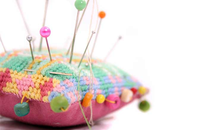 هنرهای دستی دوخت و صنایع دستی بافتنی