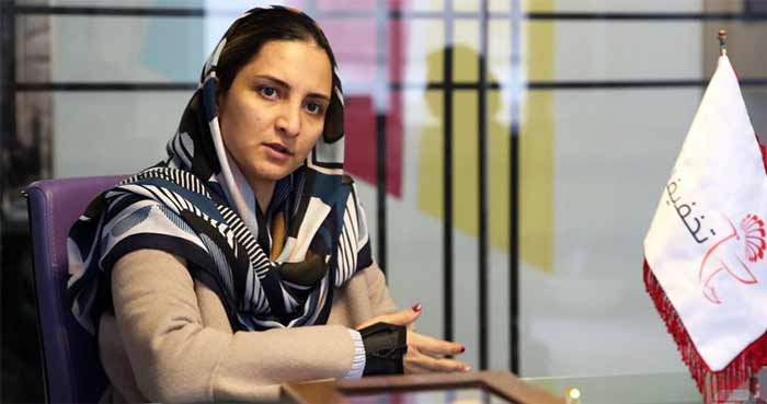 نازنین دانشور